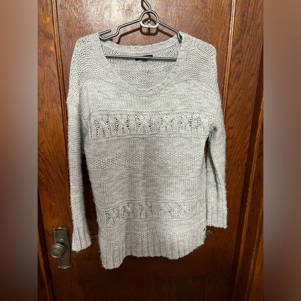 American eagle gray knit sweater size m